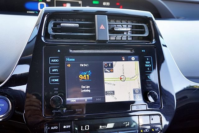 Used 2016 Toyota Prius Four FWD image 31