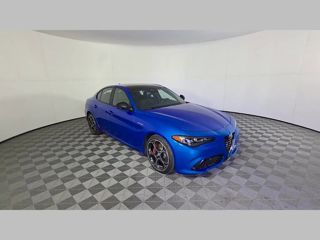New 2025 Alfa Romeo Giulia image 25