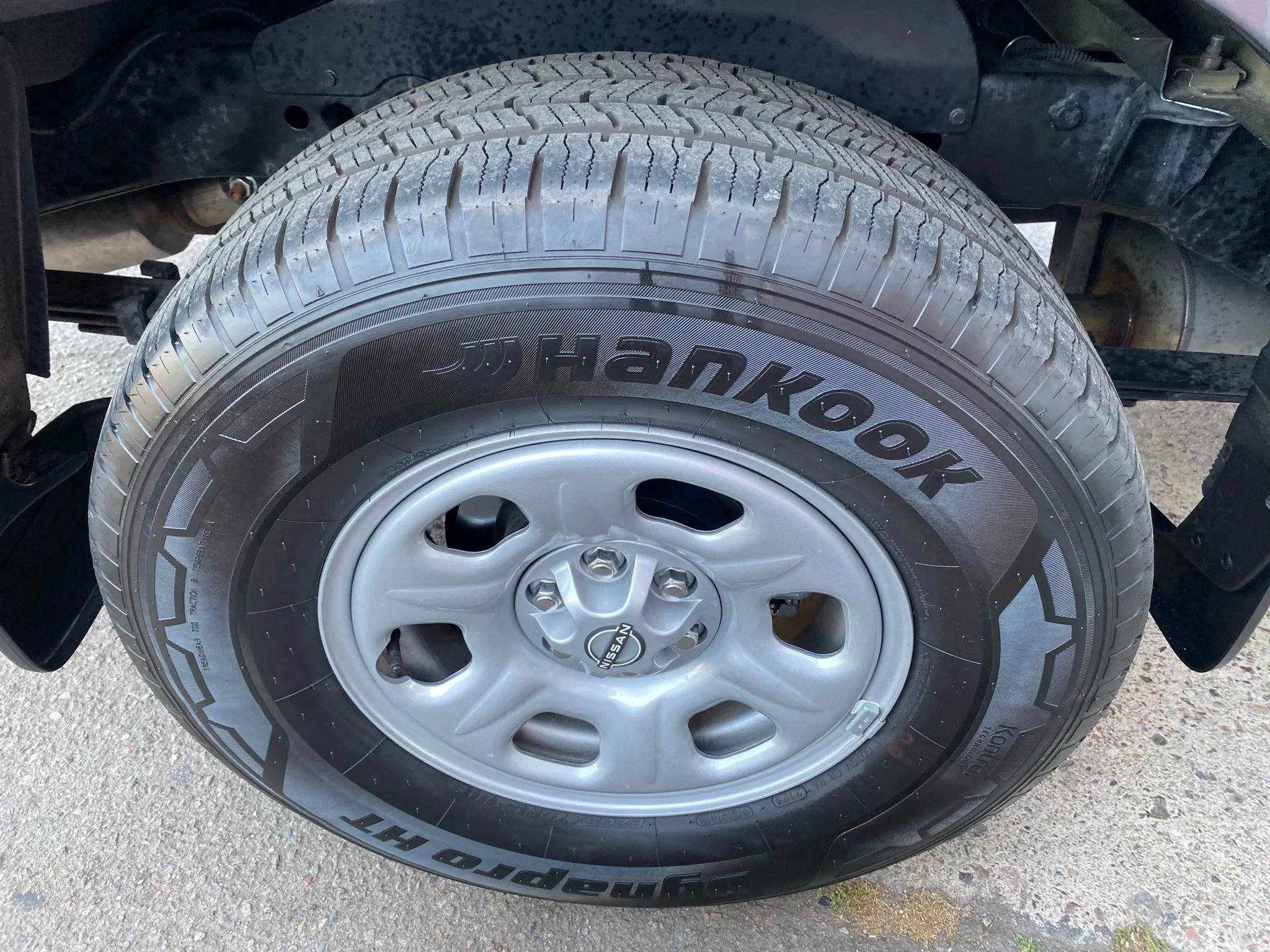 Used 2024 Nissan Frontier S image 11