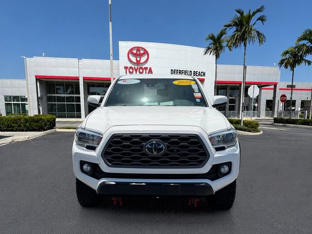 Certified 2022 Toyota Tacoma TRD Off-Road w/ Technology Package AWD/4WD image 2