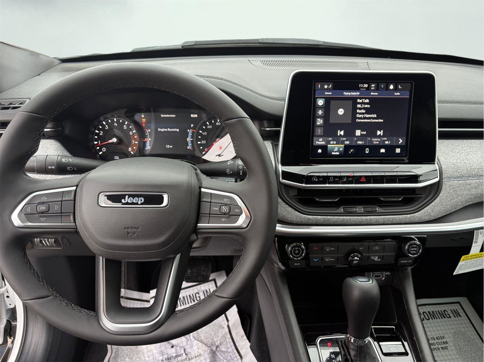 New 2026 Jeep Compass Latitude image 10