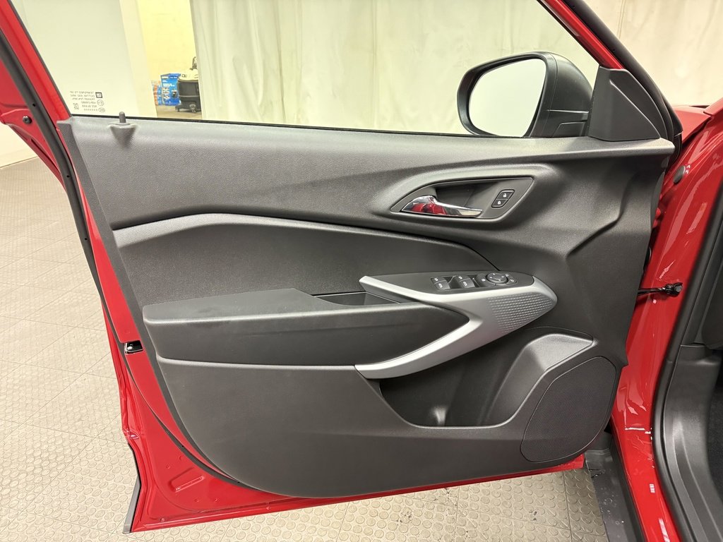 New 2026 Chevrolet Trax LS image 24