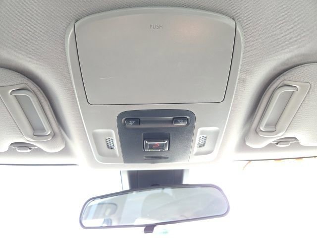 Used 2021 Toyota Camry LE image 20