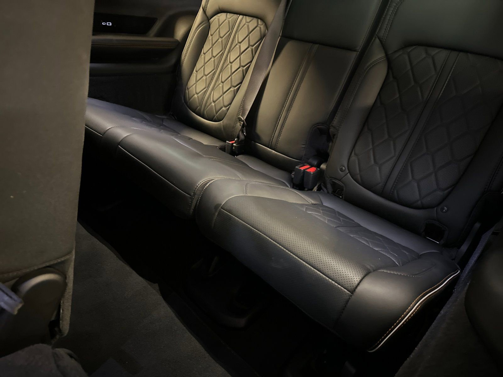 Certified 2023 Jeep Grand Wagoneer Series III AWD/4WD image 14