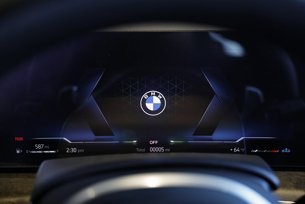 New 2026 BMW X7 xDrive40i w/ M Sport Package image 32