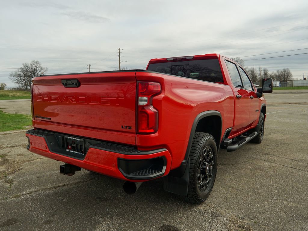 Used 2022 Chevrolet Silverado 2500 LTZ w/ LTZ Plus Package image 3
