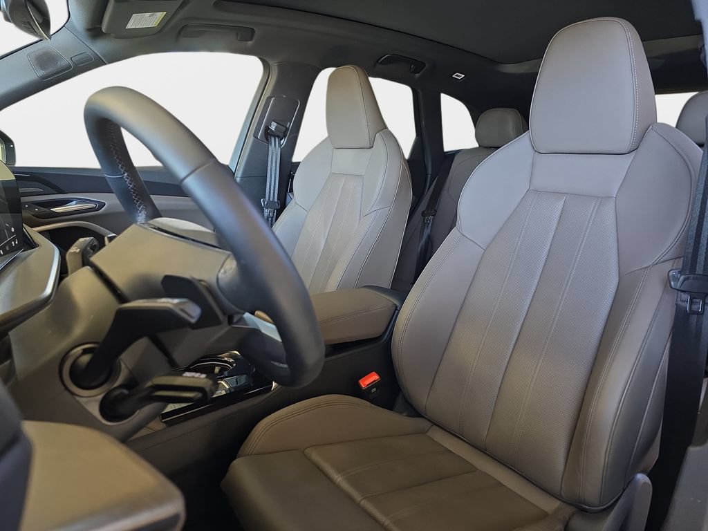 Used 2025 Audi Q5 Prestige AWD/4WD image 18