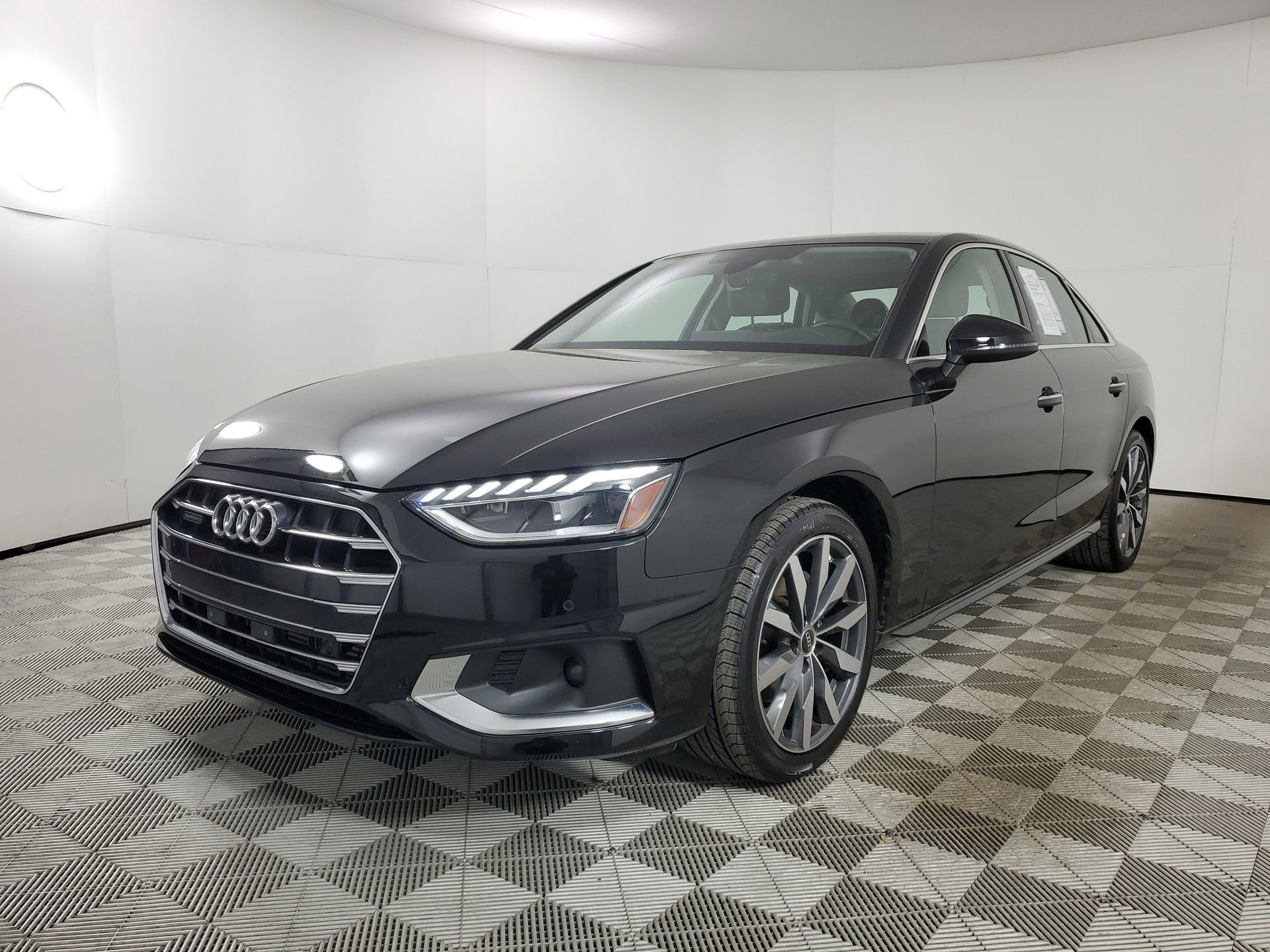 Certified 2023 Audi A4 2.0T Premium w/ Convenience Package image 4