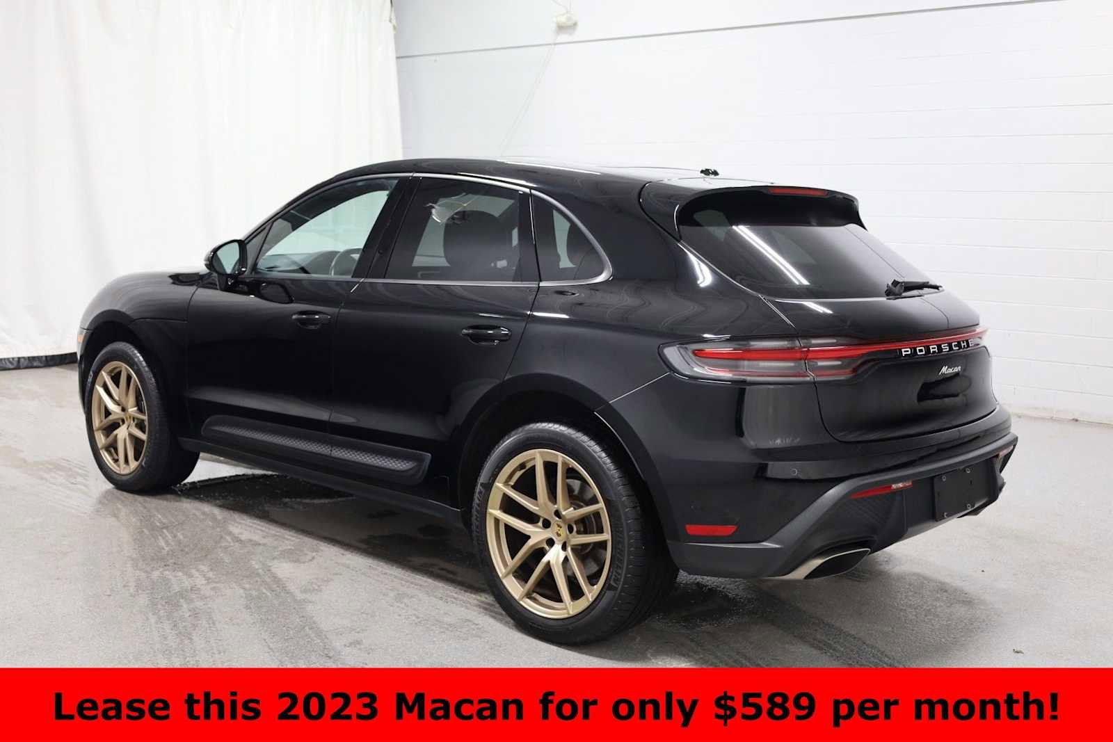 Certified 2023 Porsche Macan Turbo image 3
