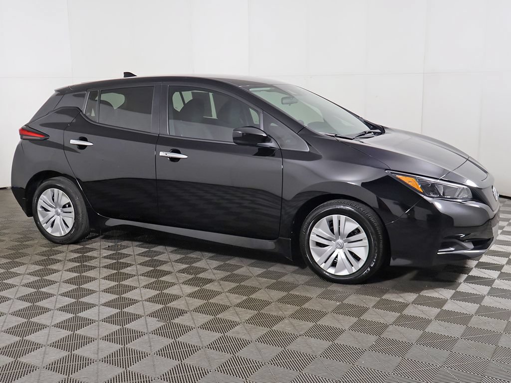 Used 2023 Nissan Leaf S FWD image 11