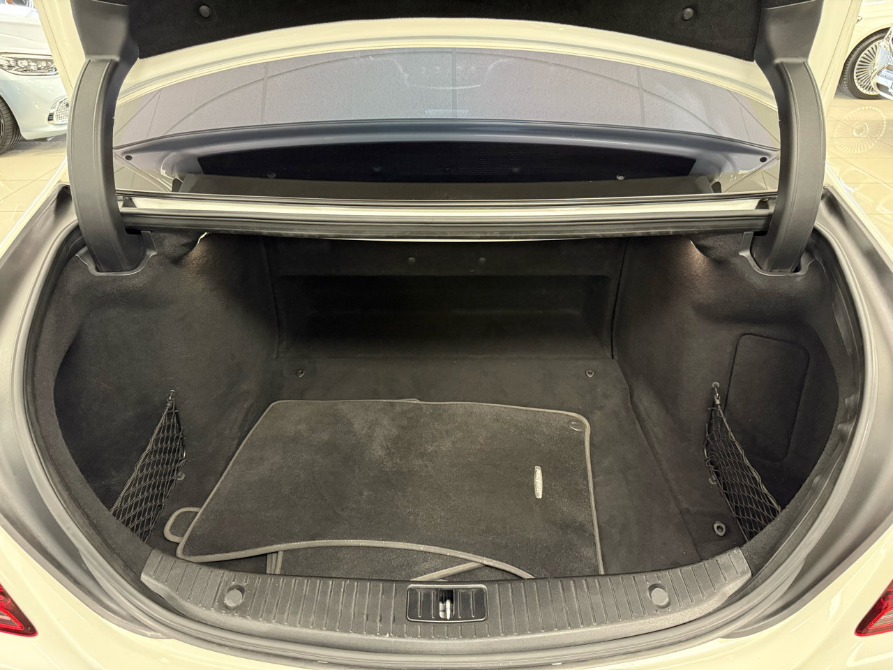 Used 2019 Mercedes-Benz S 450 Sedan w/ AMG Line Exterior image 35