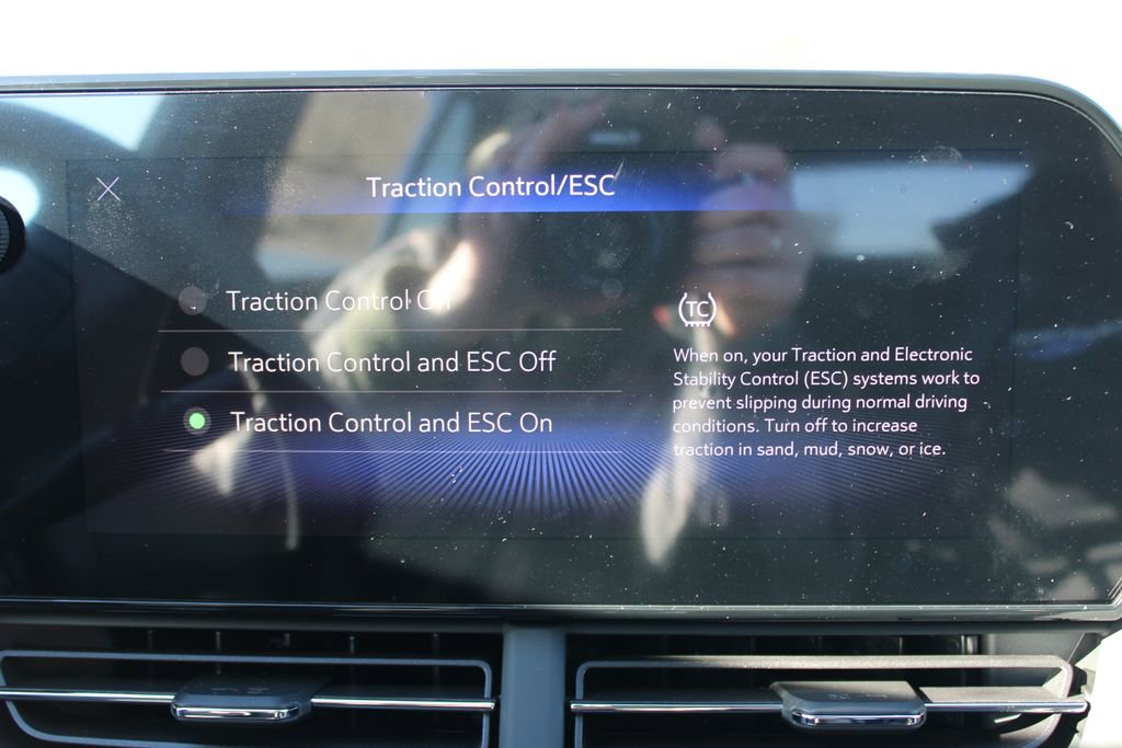 New 2026 Chevrolet Trax LT image 38