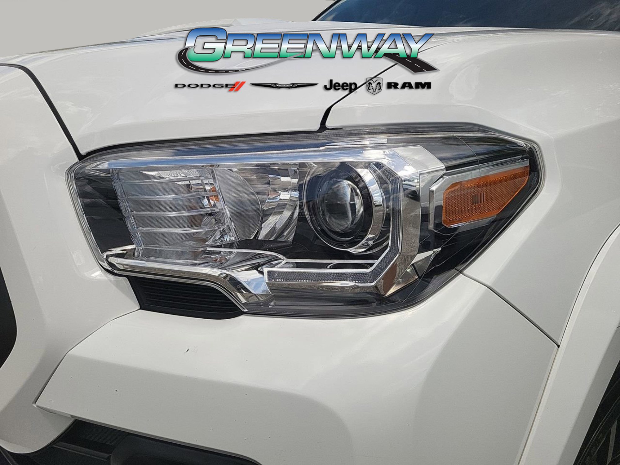 Used 2023 Toyota Tacoma TRD Sport image 6