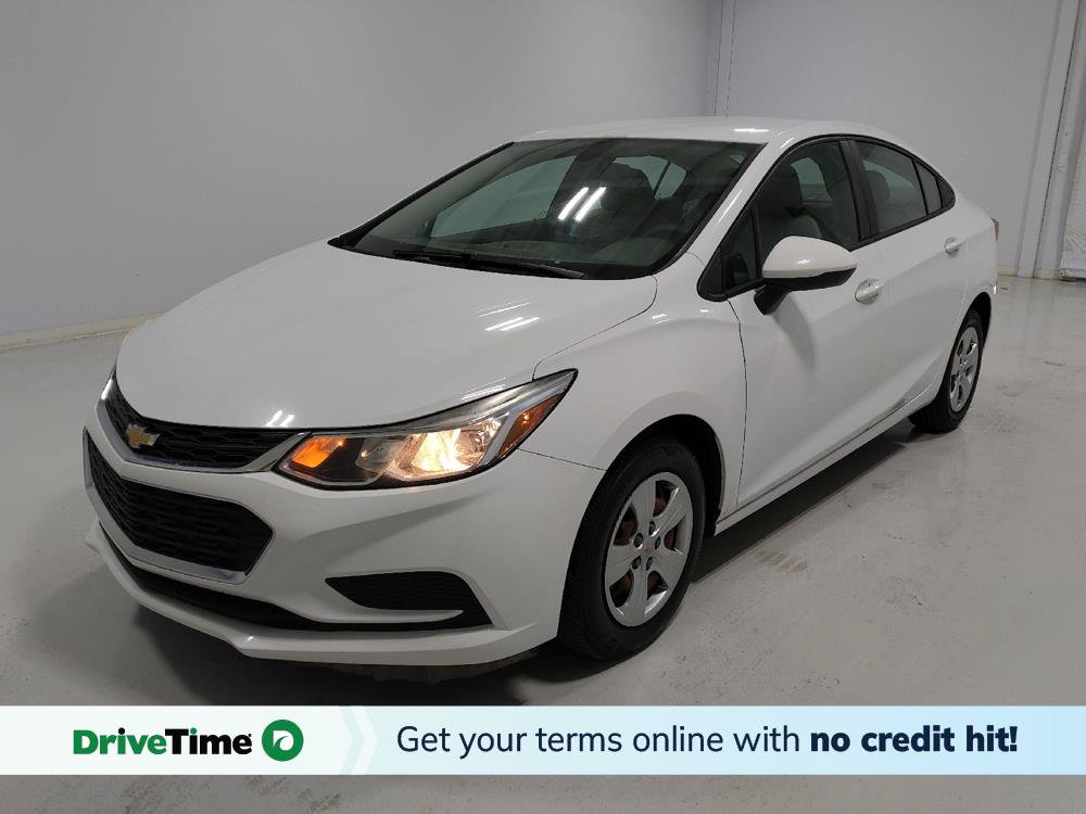 Used 2018 Chevrolet Cruze LS FWD image 1