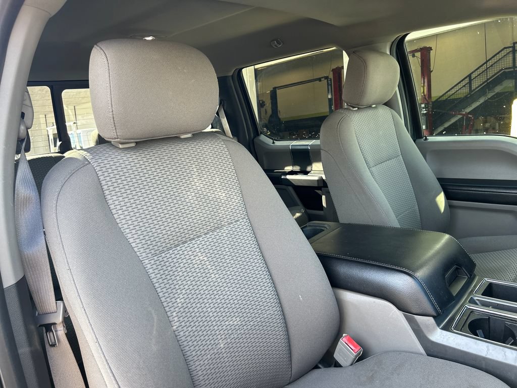 Used 2018 Ford F150 XLT w/ Equipment Group 302A Luxury AWD/4WD image 14