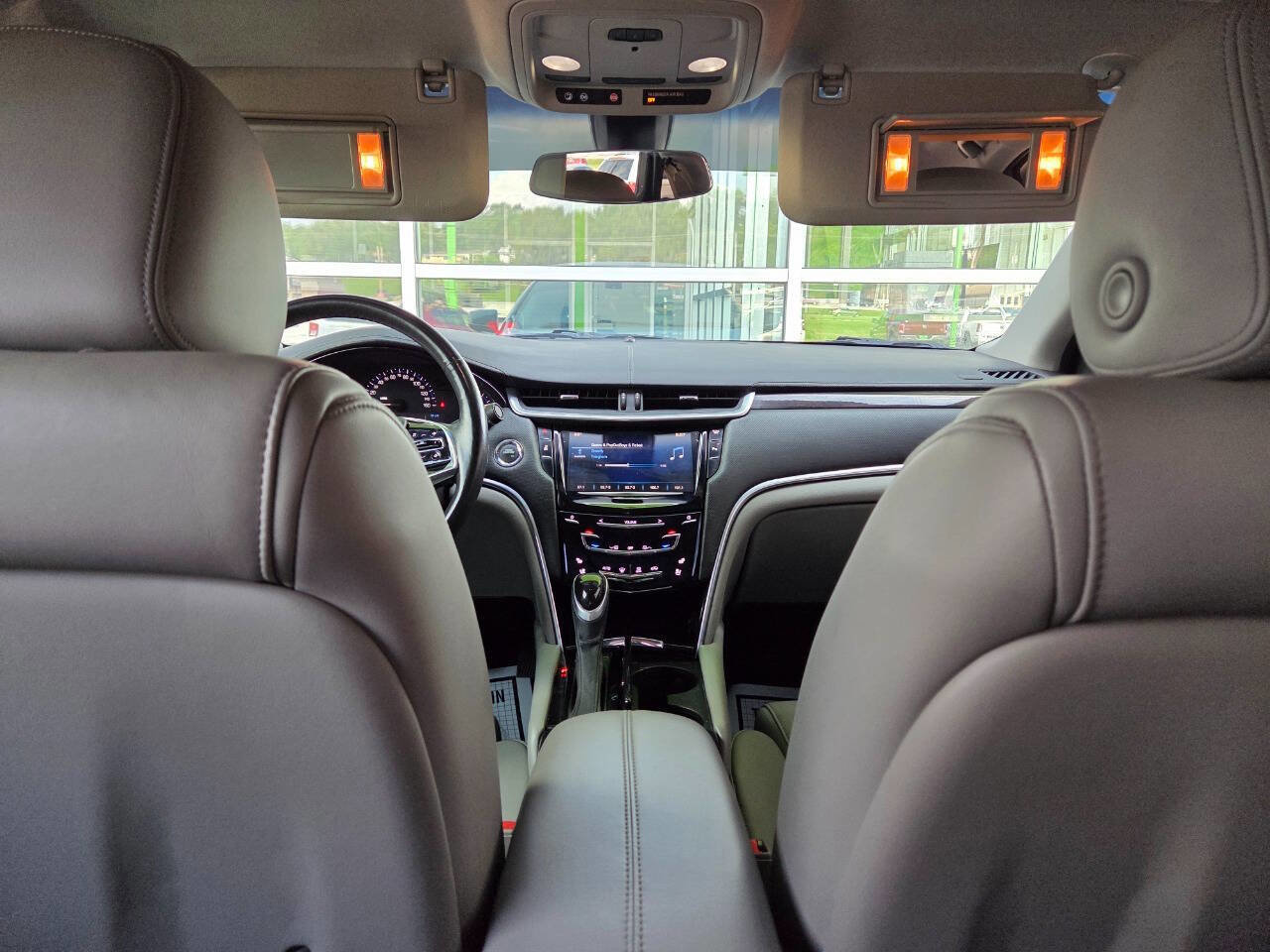 Used 2016 Cadillac XTS Luxury image 27