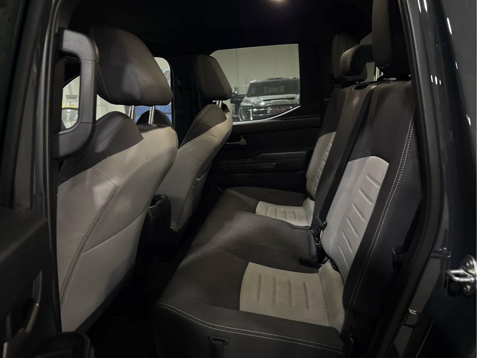 Certified 2025 Toyota Tacoma TRD Off-Road image 8