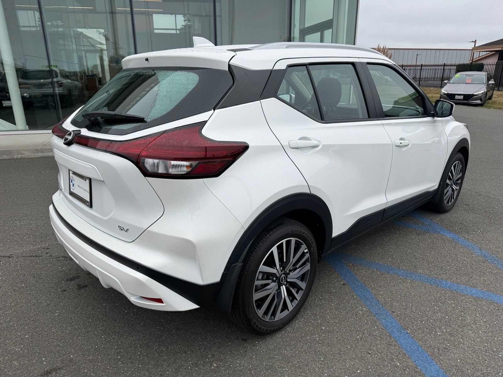Used 2023 Nissan Kicks SV FWD image 8