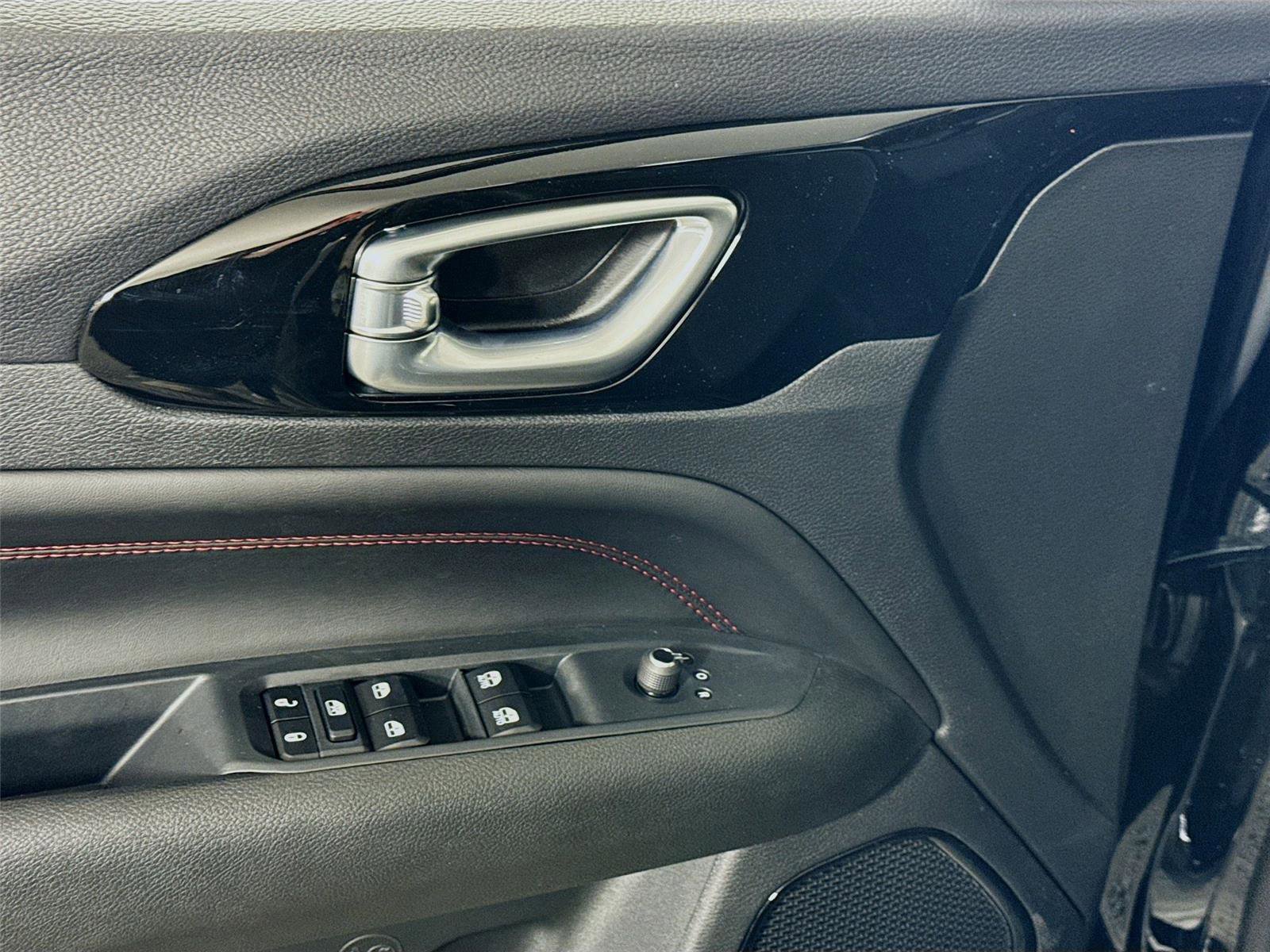 New 2026 Jeep Compass Trailhawk image 12