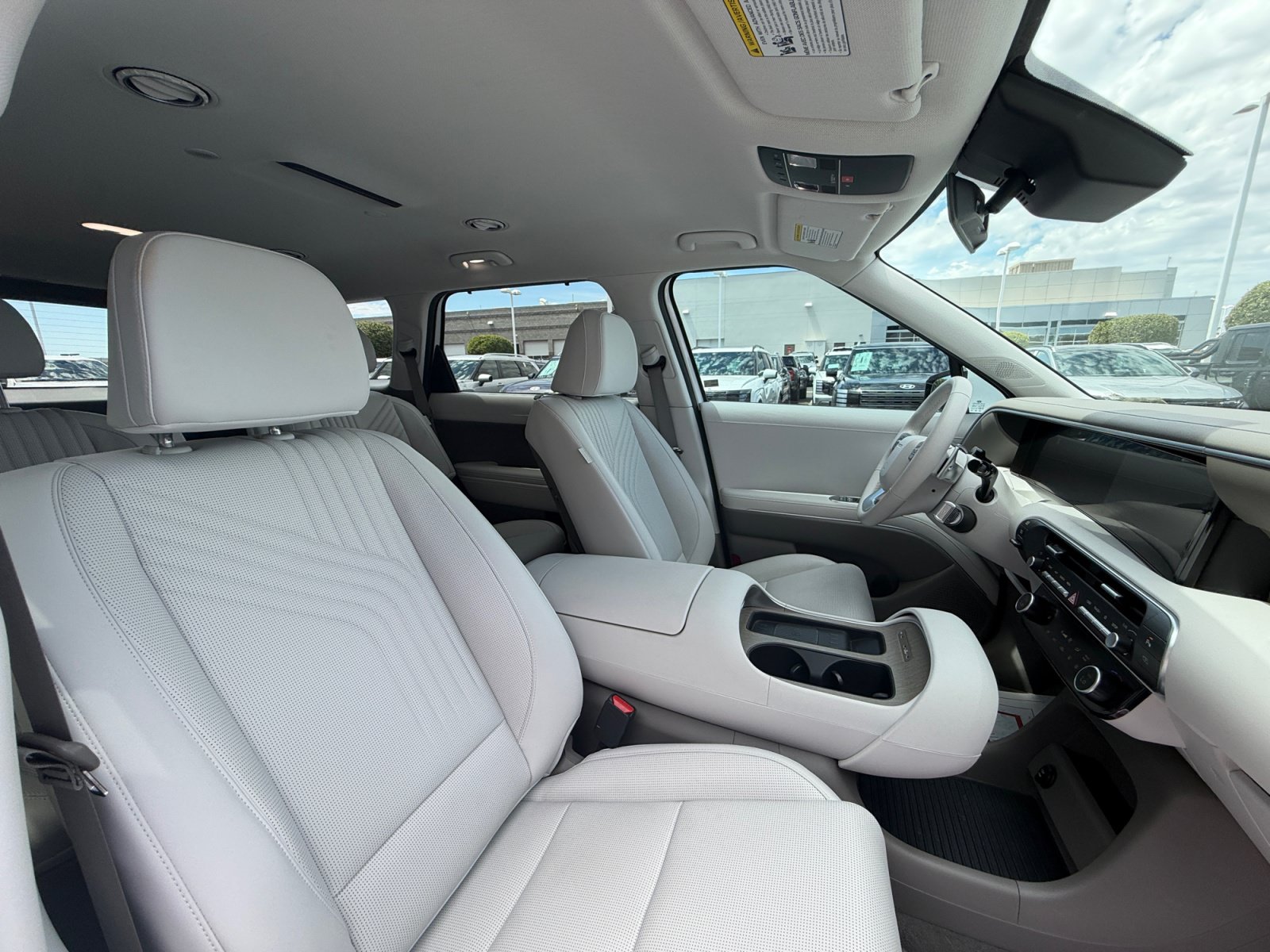 Certified 2026 Hyundai Palisade SEL FWD image 19