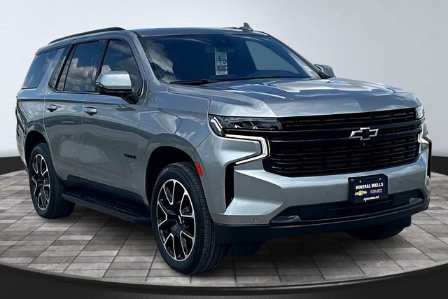 Used 2024 Chevrolet Tahoe RST w/ Luxury Package AWD/4WD image 4