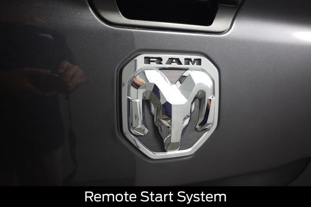 Used 2022 RAM 1500 Big Horn AWD/4WD image 32