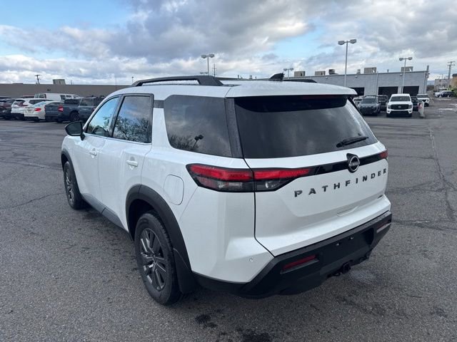 New 2026 Nissan Pathfinder SV w/ SV Premium Package AWD/4WD image 8