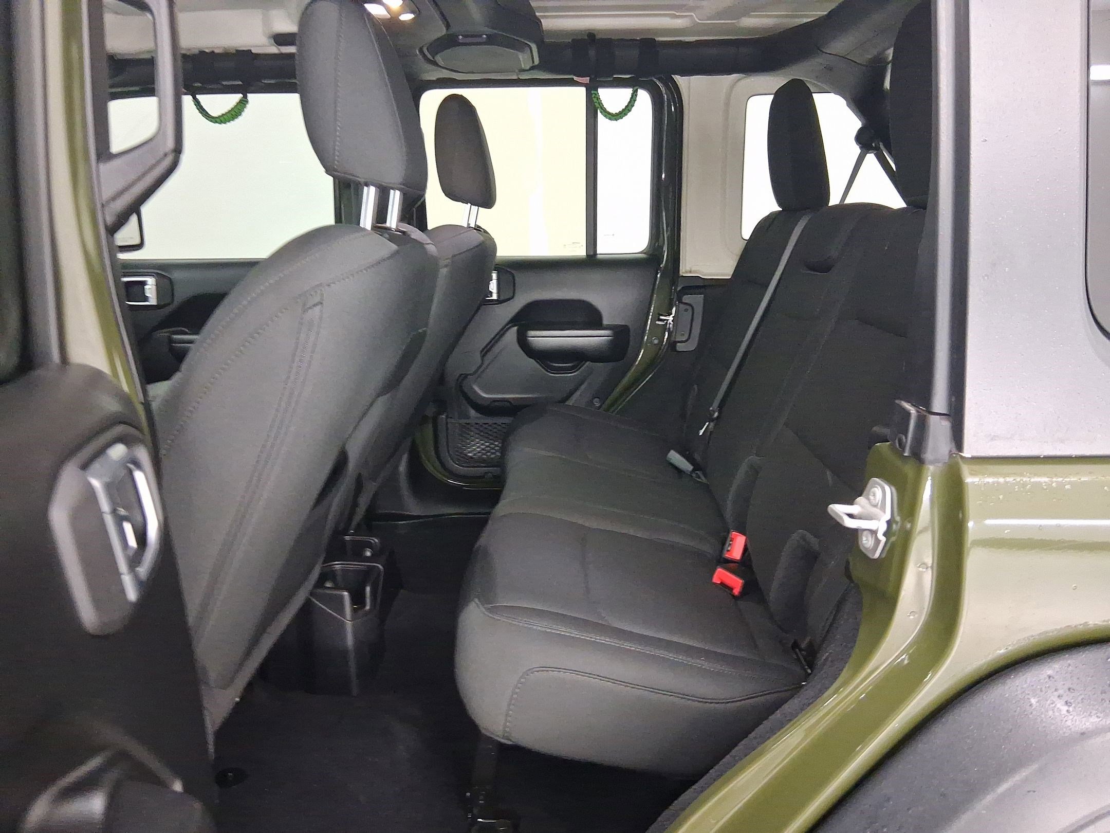 Used 2020 Jeep Wrangler Willys image 12
