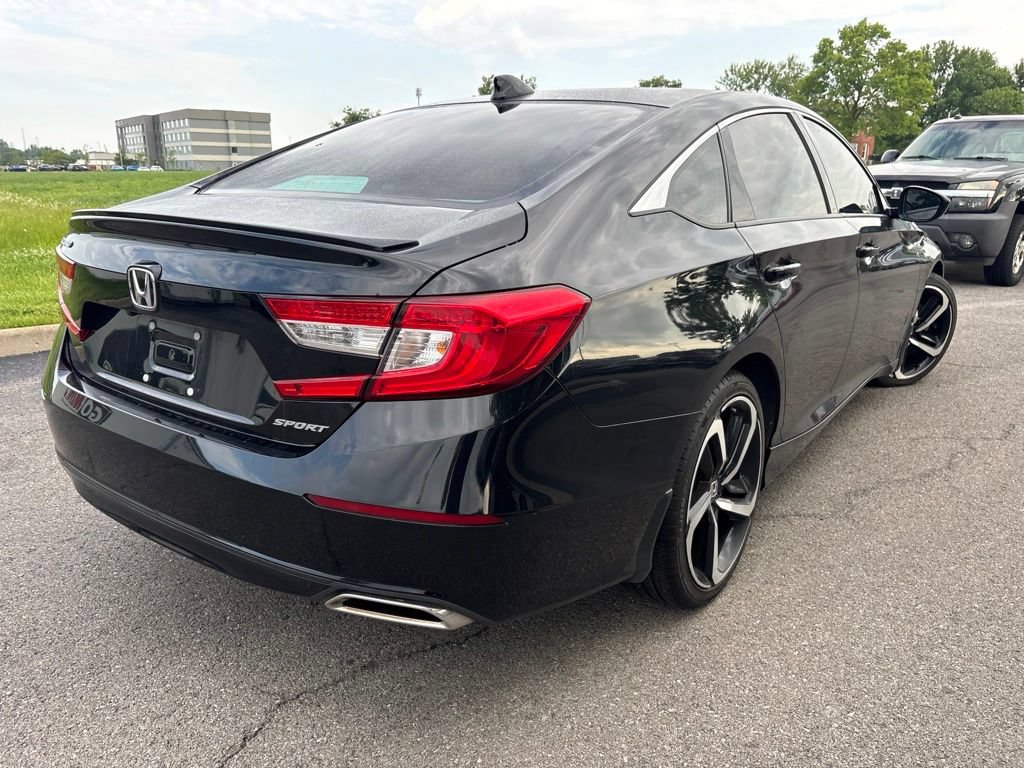 Used 2022 Honda Accord Sport image 9