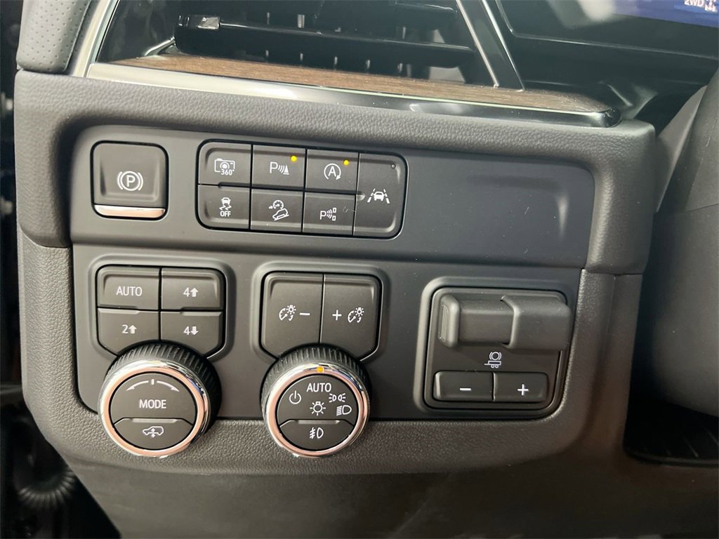 New 2026 Chevrolet Tahoe High Country image 18
