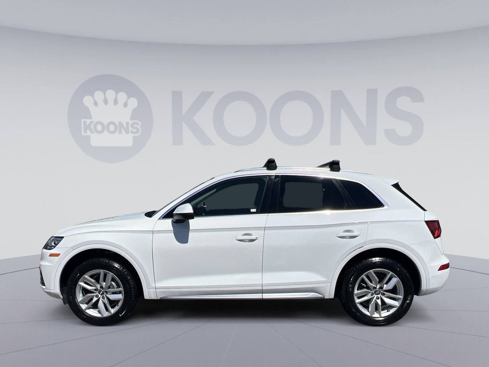 Used 2020 Audi Q5 2.0T Premium w/ Convenience Package AWD/4WD image 2