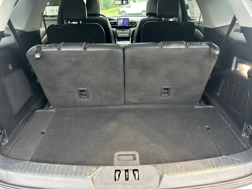 Used 2022 Ford Explorer Limited w/ Equipment Group 301A image 15