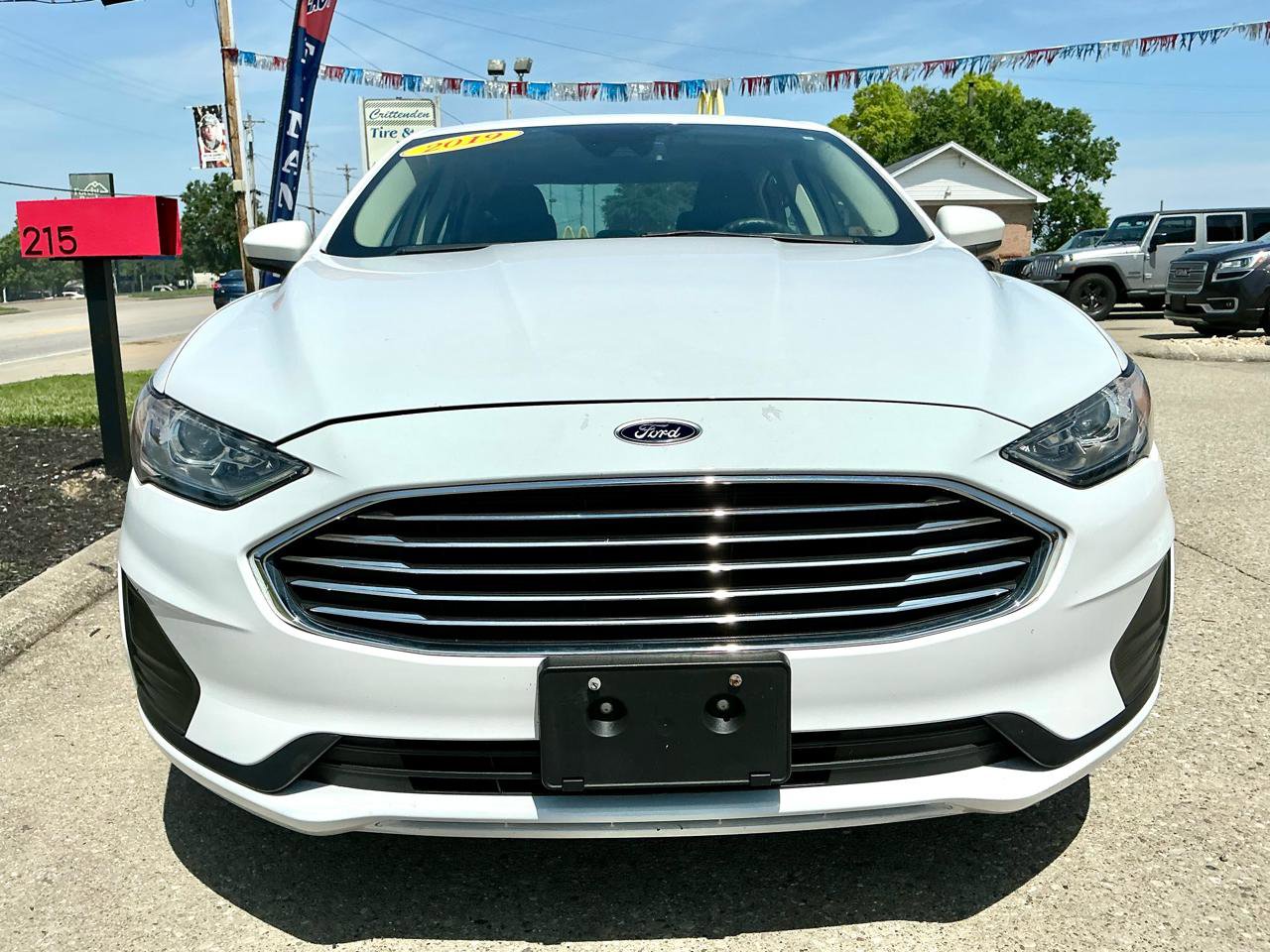 Used 2019 Ford Fusion SE FWD image 23