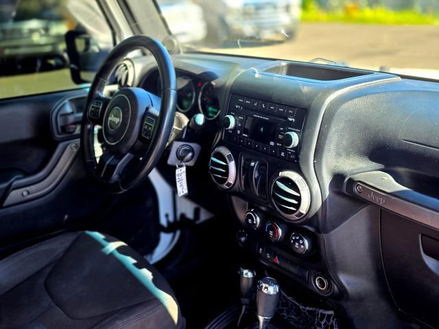Used 2013 Jeep Wrangler Sport AWD/4WD image 22