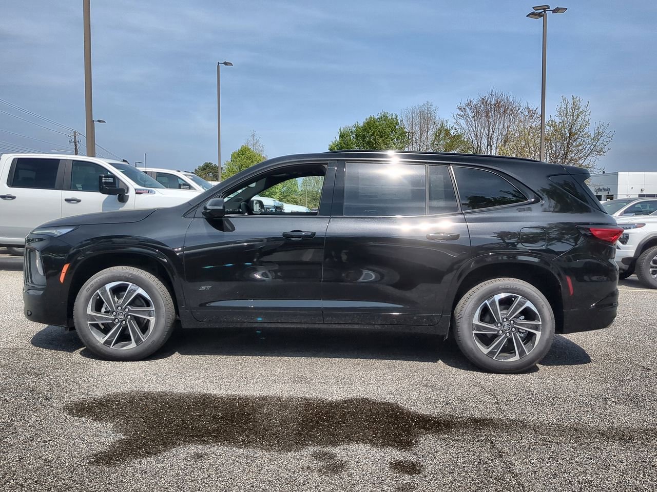 New 2026 Buick Enclave Sport Touring w/ Power Package AWD/4WD image 5
