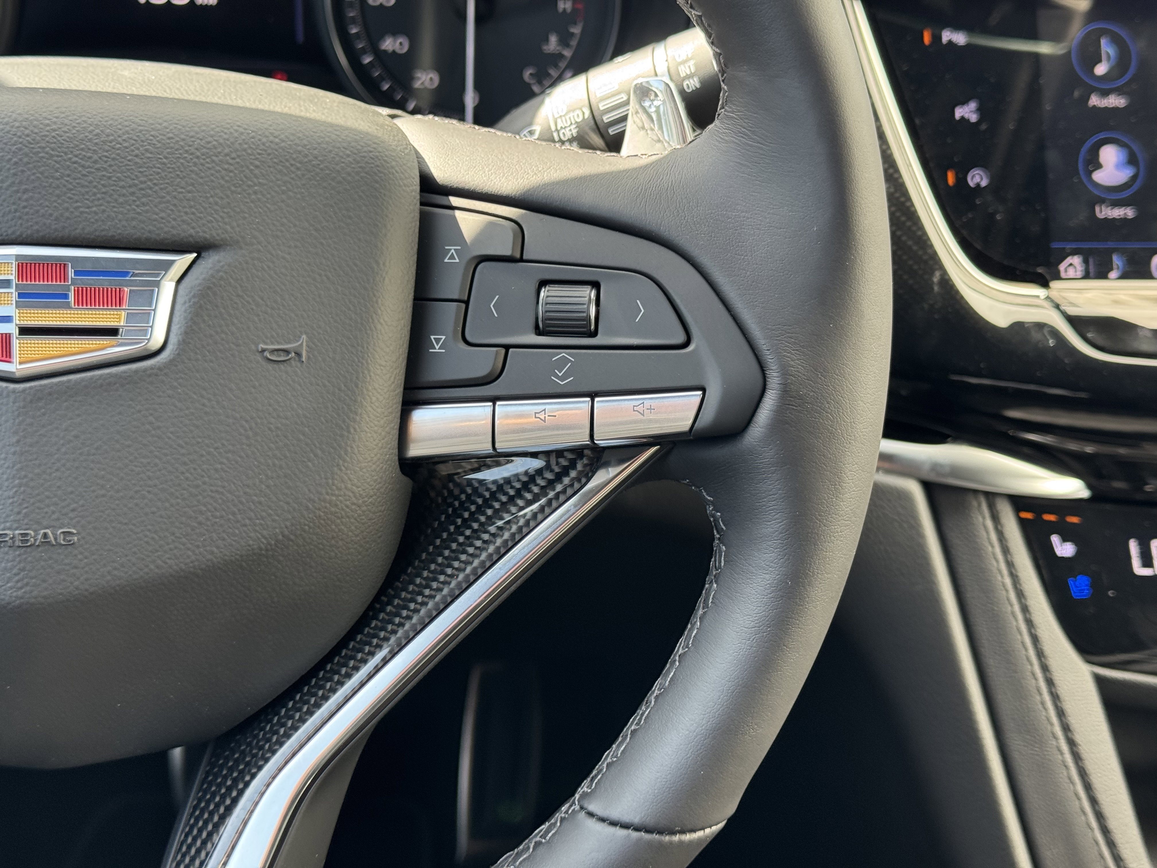 New 2025 Cadillac XT6 Sport w/ Technology Package image 20