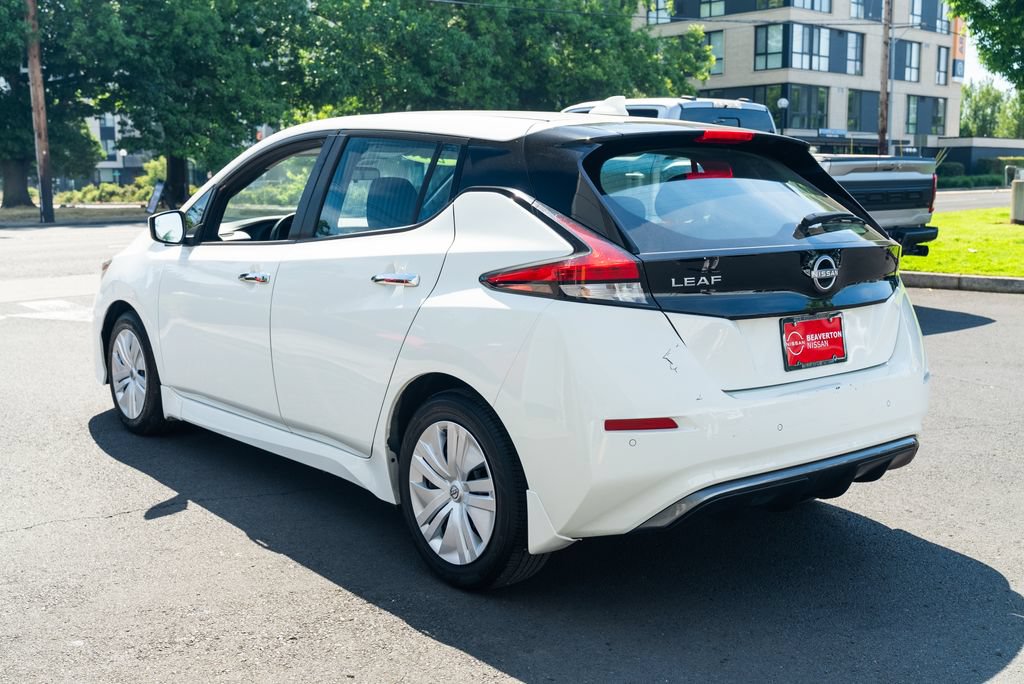 Used 2024 Nissan Leaf S FWD image 4