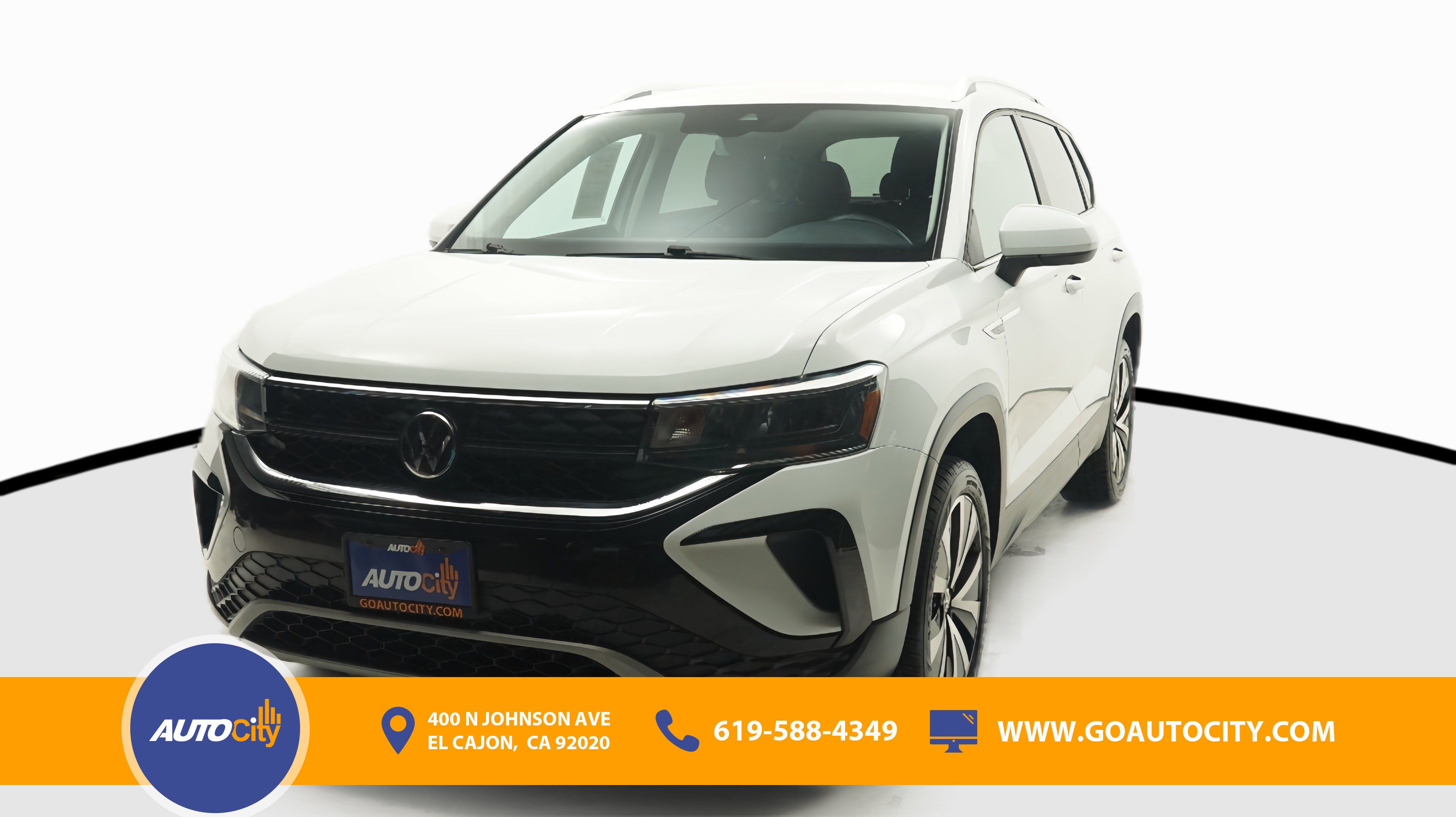 Used 2024 Volkswagen Taos SE FWD image 1