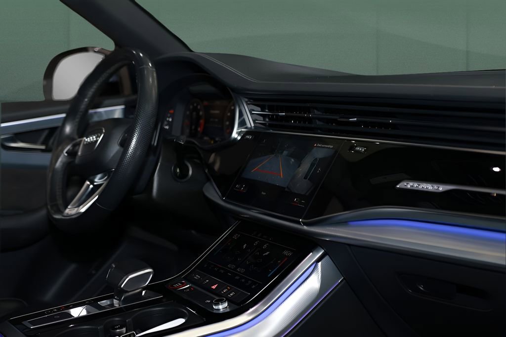 Used 2021 Audi SQ8 Premium Plus w/ SQ8 Black Optic Package image 18