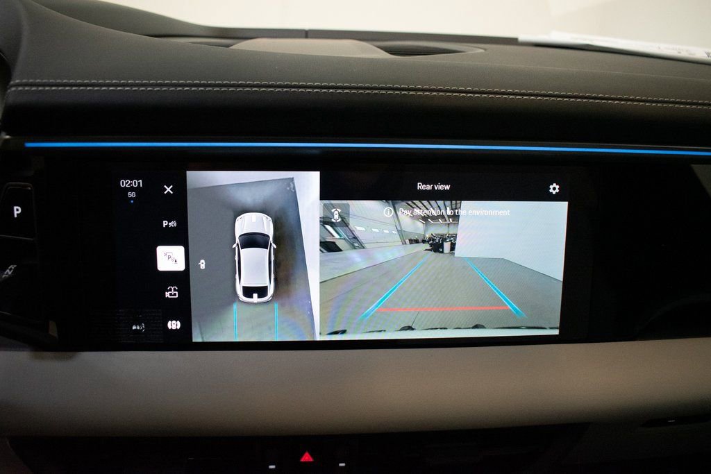 Used 2025 Porsche Macan 4S Electric image 29