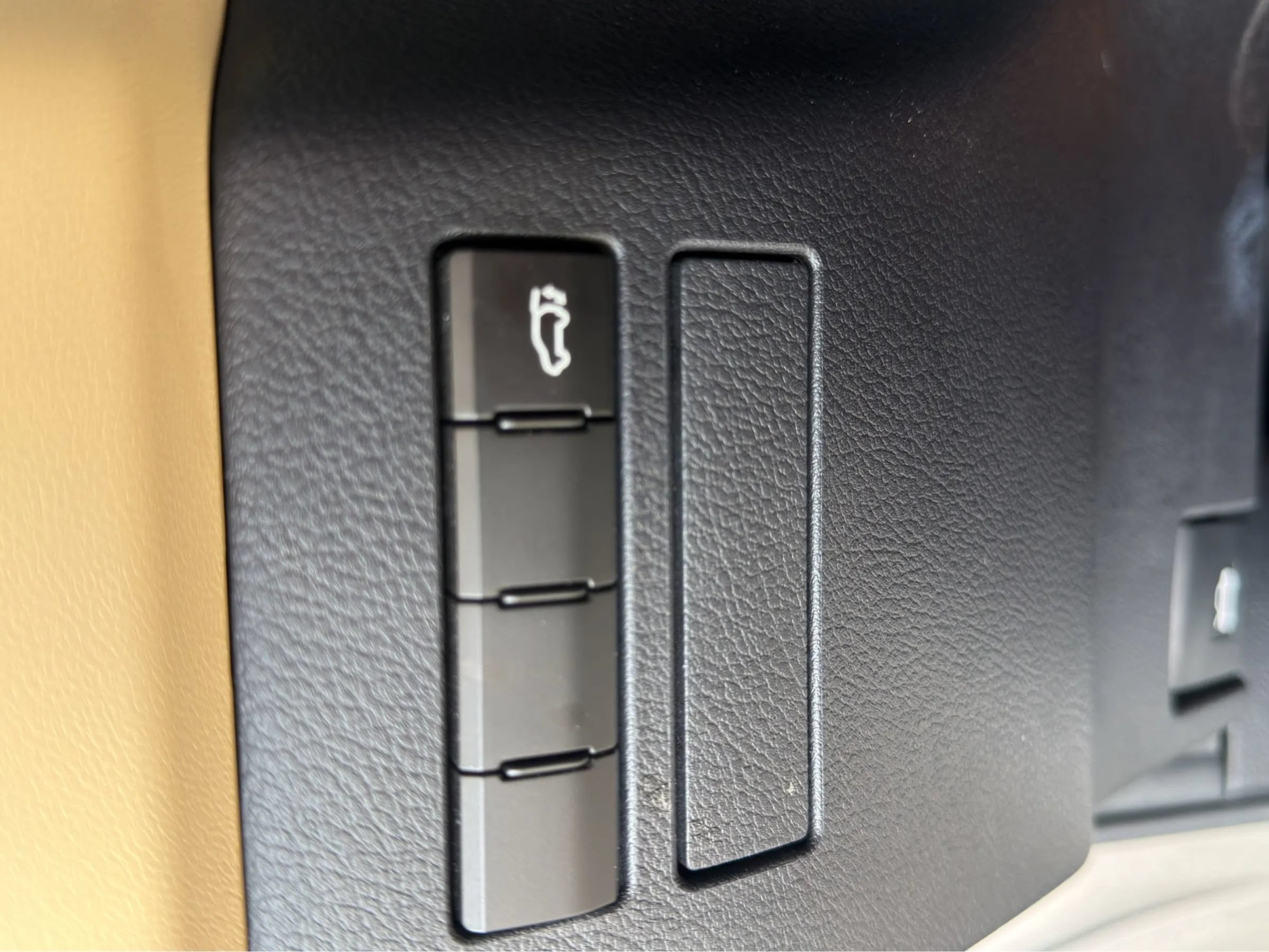 Used 2015 Lexus NX 200t FWD image 31