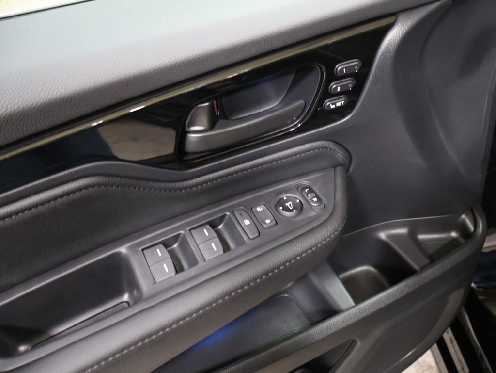 New 2026 Honda Odyssey Touring image 13