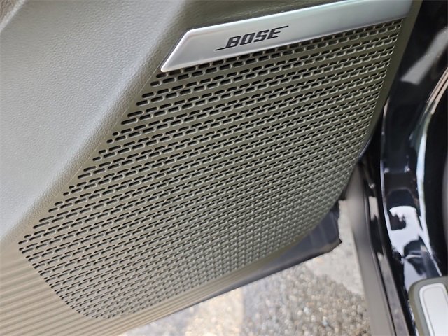 New 2025 Hyundai Santa Fe Calligraphy FWD image 17