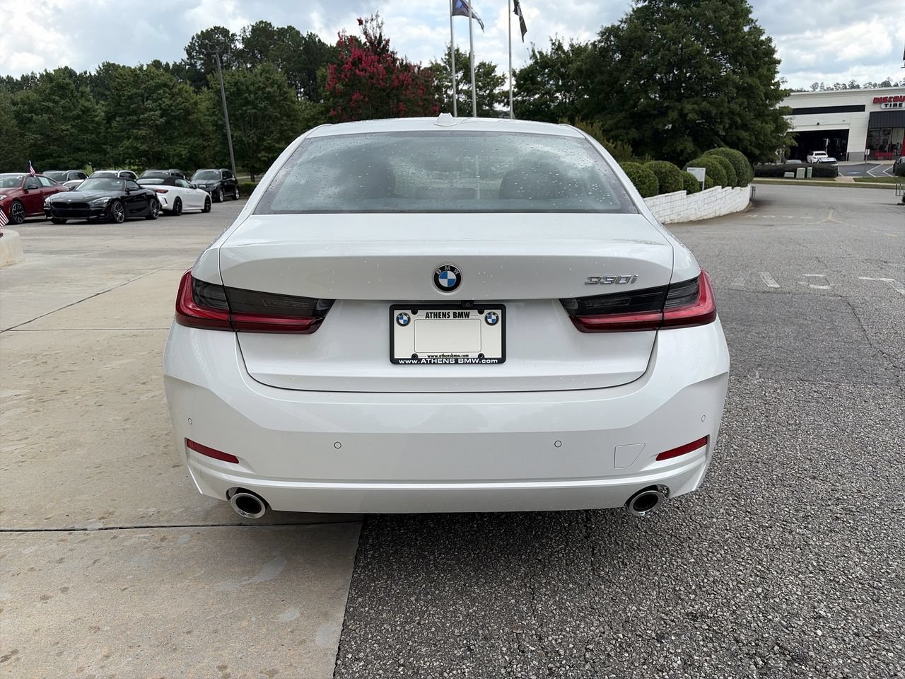 Used 2025 BMW 330i Sedan RWD image 7