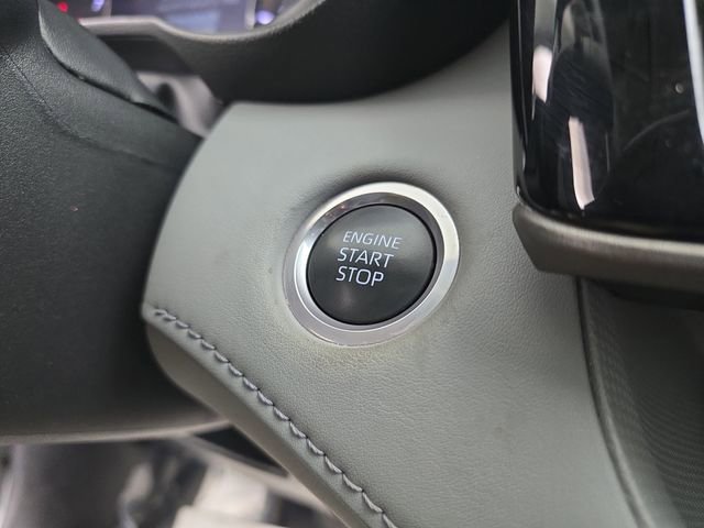 Used 2024 Toyota Highlander LE image 34