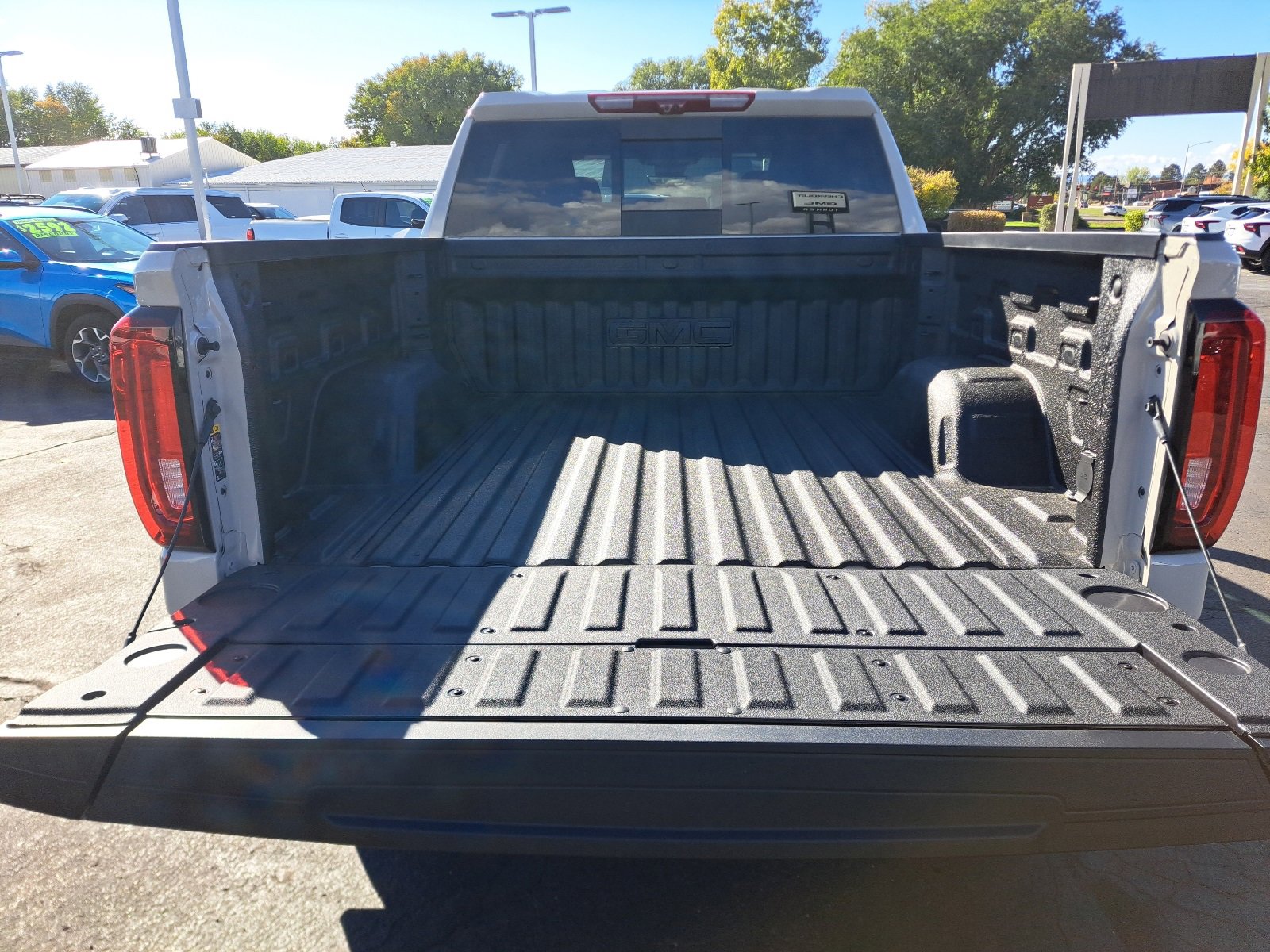 New 2026 GMC Sierra 1500 Denali w/ Technology Package image 7