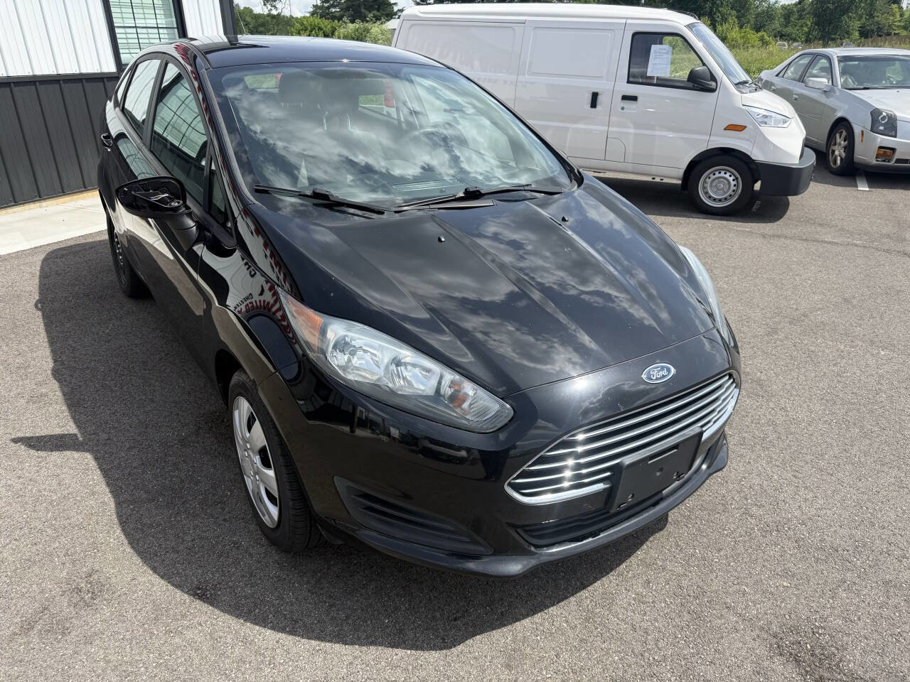 Used 2019 Ford Fiesta S FWD image 4