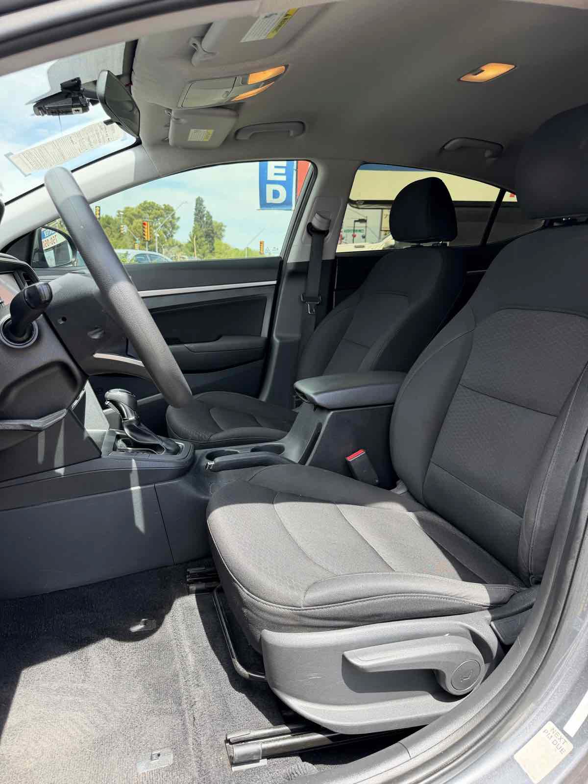 Used 2019 Hyundai Elantra SEL w/ Cargo Package FWD image 13