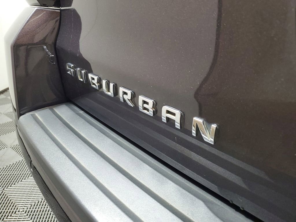 Used 2017 Chevrolet Suburban LT w/ Max Trailering Package image 7