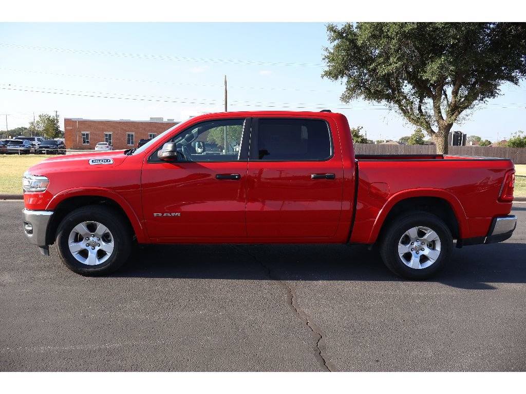 Used 2025 RAM 1500 Big Horn AWD/4WD image 2